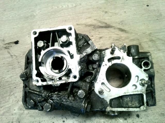 bontott FIAT DUCATO Adagoló Tartó Bak