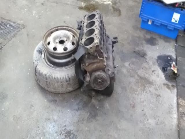 bontott FIAT DUCATO Motor (Fűzött blokk hengerfejjel)