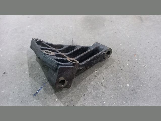 bontott FIAT DUCATO Váltó Tartó Bak (Pozíciófüggetlen)