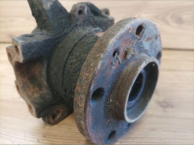 bontott FIAT DUCATO Jobb első Csonkállvány Kerékaggyal