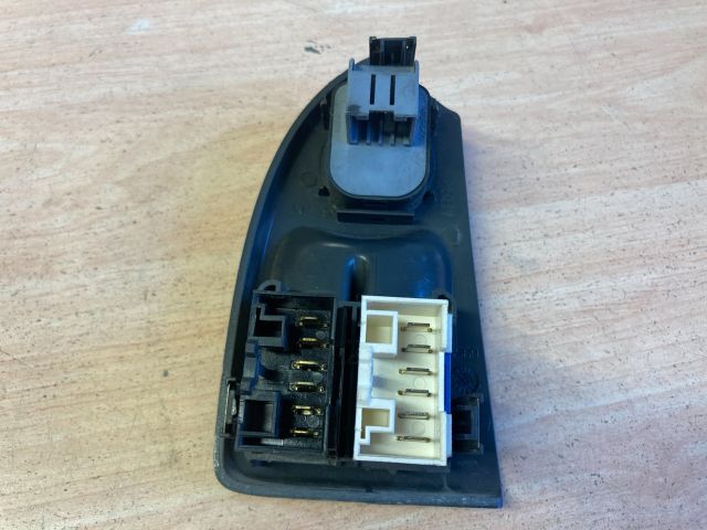 bontott FIAT DUCATO Ablakemelő és Tükör Kapcsoló