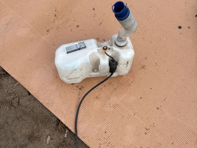 bontott FIAT DUCATO Ablakmosó Tartály