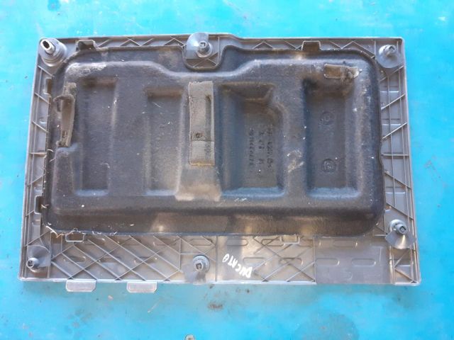 bontott FIAT DUCATO Akkumulátor Védő Lemez