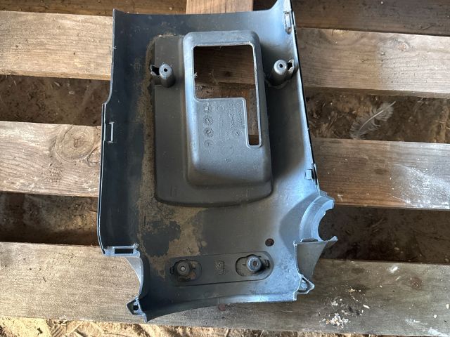 bontott FIAT DUCATO Alsó Kormányoszlop Burkolat