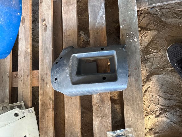 bontott FIAT DUCATO Alsó Kormányoszlop Burkolat