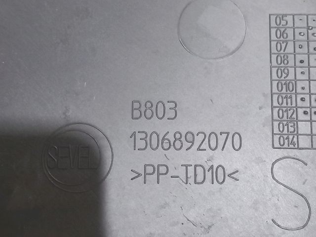 bontott FIAT DUCATO Bal B Oszlop Burkolat