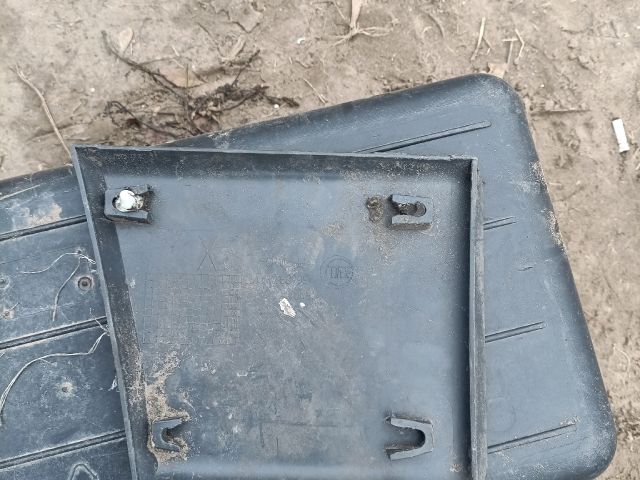 bontott FIAT DUCATO Bal B Oszlop Díszléc