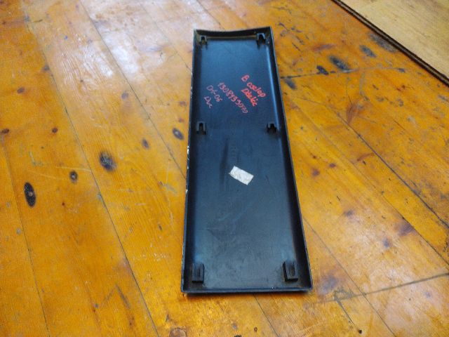 bontott FIAT DUCATO Bal B Oszlop Díszléc