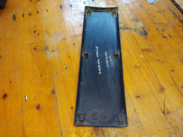 bontott FIAT DUCATO Bal B Oszlop Díszléc