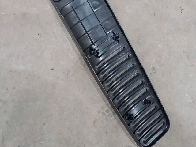 bontott FIAT DUCATO Bal D Oszlop Burkolat