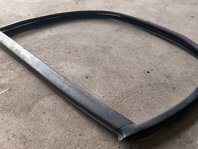 bontott FIAT DUCATO Bal első Ablak Díszléc