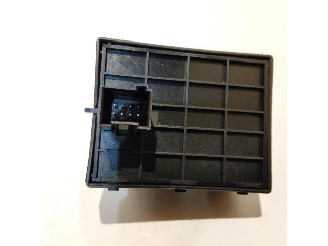 bontott FIAT DUCATO Bal első Ablakemelő Kapcsoló