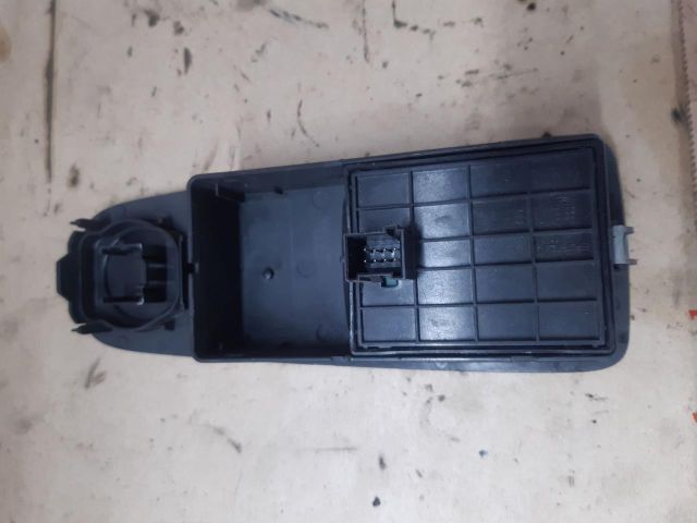bontott FIAT DUCATO Bal első Ablakemelő Kapcsoló