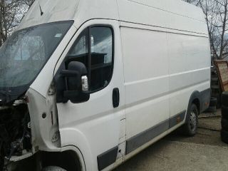 bontott FIAT DUCATO Bal első Ajtó (Részeivel)