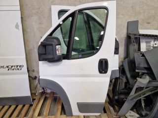 bontott FIAT DUCATO Bal első Ajtó (Részeivel)