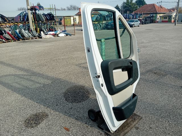 bontott FIAT DUCATO Bal első Ajtó (Részeivel)