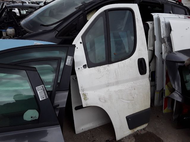 bontott FIAT DUCATO Bal első Ajtó (Üres lemez)