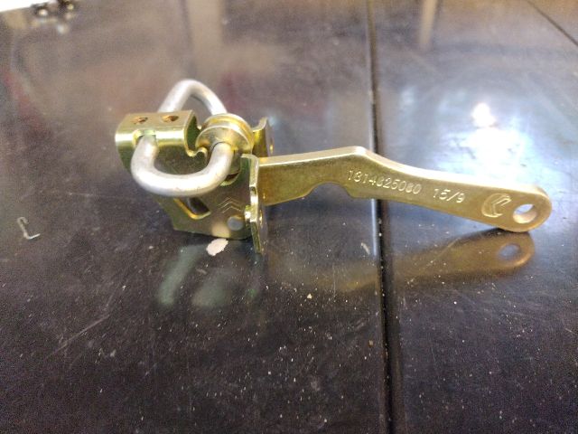 bontott FIAT DUCATO Bal első Ajtóhatároló