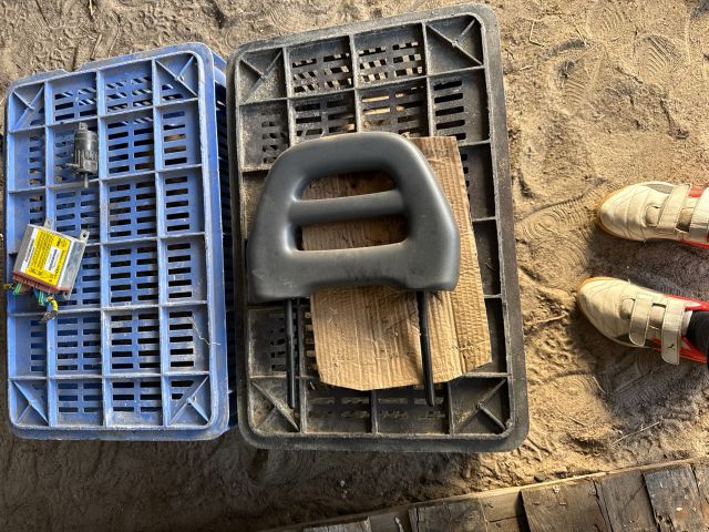 bontott FIAT DUCATO Bal első Fejtámla