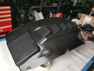 bontott FIAT DUCATO Bal első Hátsó Dobbetét (Kerékjárati, Műanyag)