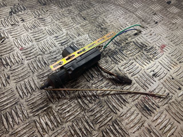 bontott FIAT DUCATO Bal első Központizár Motor