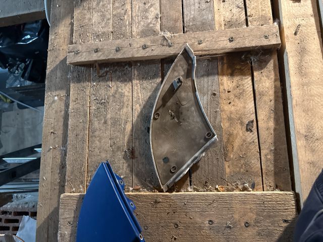 bontott FIAT DUCATO Bal Fényszóró Lámpakeret