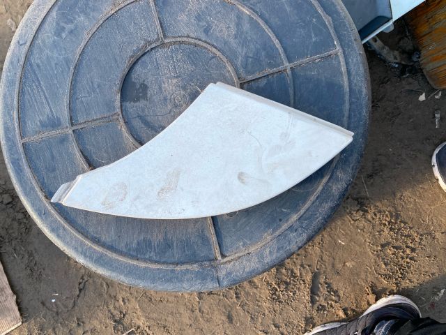 bontott FIAT DUCATO Bal Fényszóró Lámpakeret