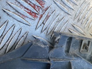 bontott FIAT DUCATO Bal Fényszóró Tartó