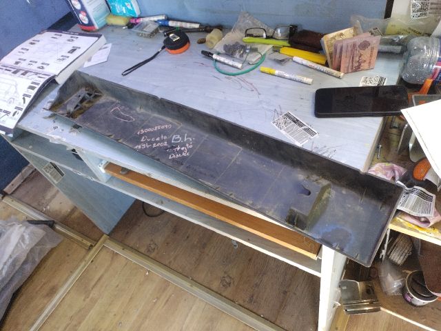 bontott FIAT DUCATO Bal hátsó Ajtó Díszléc