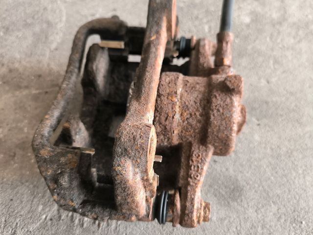 bontott FIAT DUCATO Bal hátsó Féknyereg Munkahengerrel