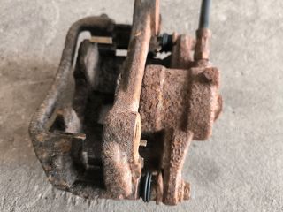 bontott FIAT DUCATO Bal hátsó Féknyereg Munkahengerrel