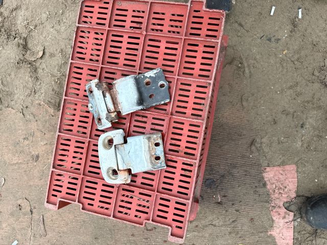 bontott FIAT DUCATO Bal hátsó Felső Zsanér