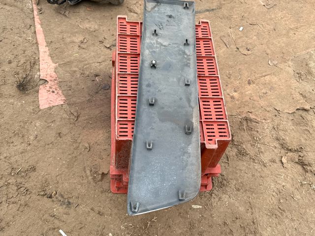 bontott FIAT DUCATO Bal hátsó Küszöb Díszléc