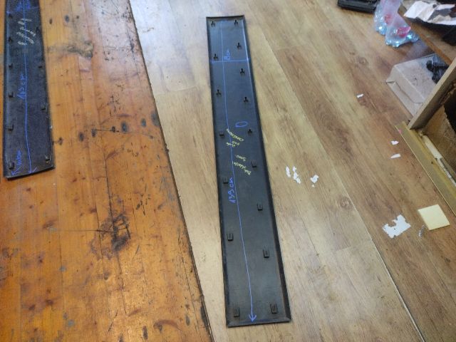 bontott FIAT DUCATO Bal hátsó Sárvédő Díszléc