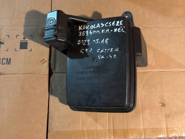 bontott FIAT DUCATO Biztosítéktábla Doboz