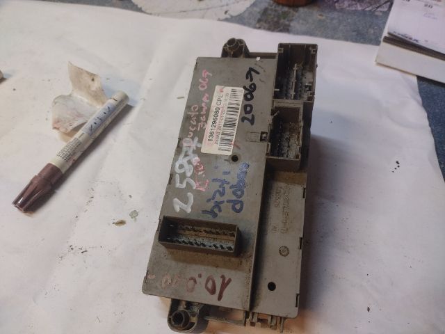 bontott FIAT DUCATO Biztosítéktábla Utastér