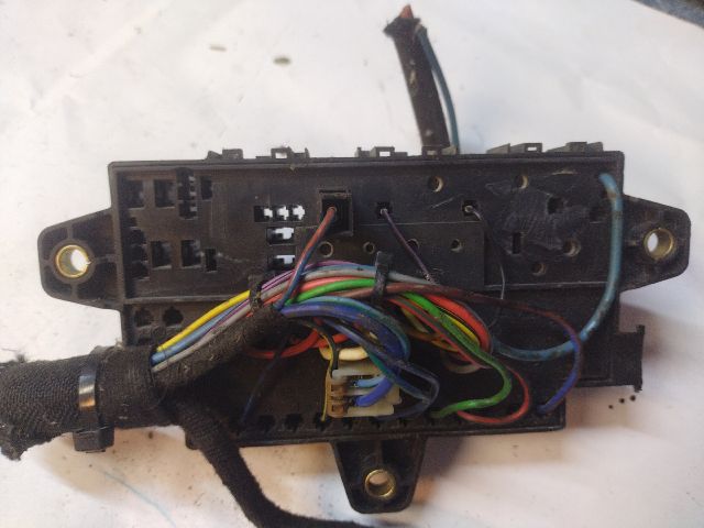 bontott FIAT DUCATO Biztosítéktábla Utastér