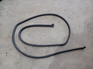 bontott FIAT DUCATO Csomagtérajtó Gumikéder