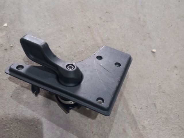 bontott FIAT DUCATO Csomagtérajtó Kilincs