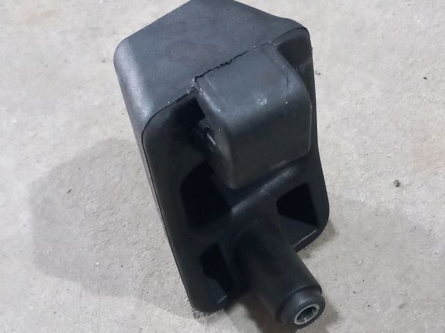 bontott FIAT DUCATO Csomagtérajtó Ütköző