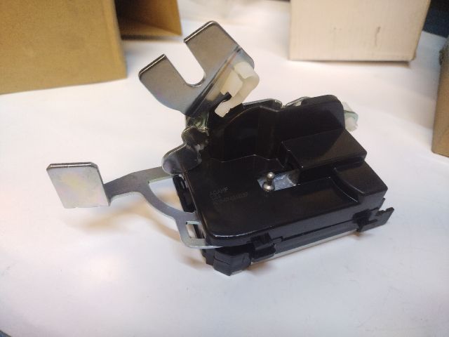 bontott FIAT DUCATO Csomagtérajtó Zárszerkezet