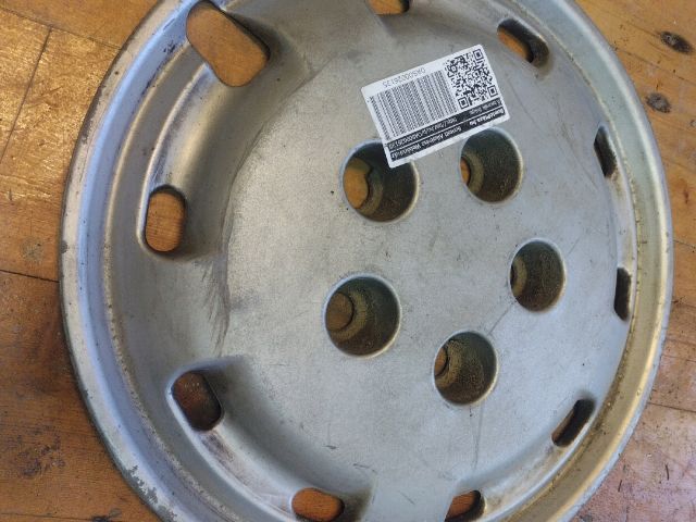 bontott FIAT DUCATO Dísztárcsa (1 db)