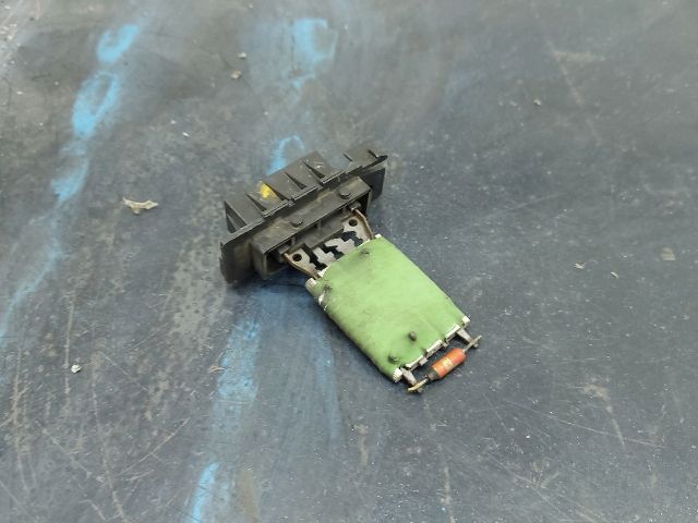 bontott FIAT DUCATO Előtét Ellenállás Fűtőmotor