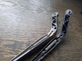 bontott FIAT DUCATO Első Ablaktörlő Kar