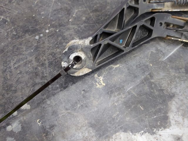 bontott FIAT DUCATO Első Ablaktörlő Kar