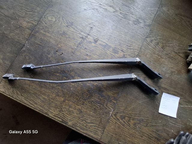 bontott FIAT DUCATO Első Ablaktörlő Kar