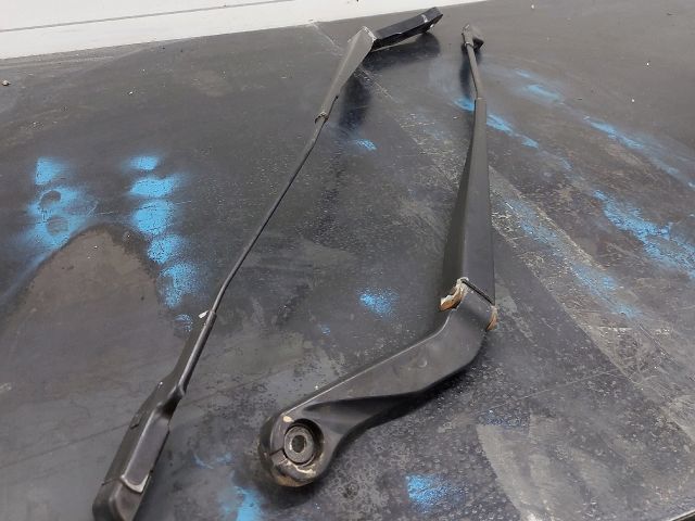 bontott FIAT DUCATO Első Ablaktörlő Kar