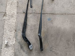 bontott FIAT DUCATO Első Ablaktörlő Kar