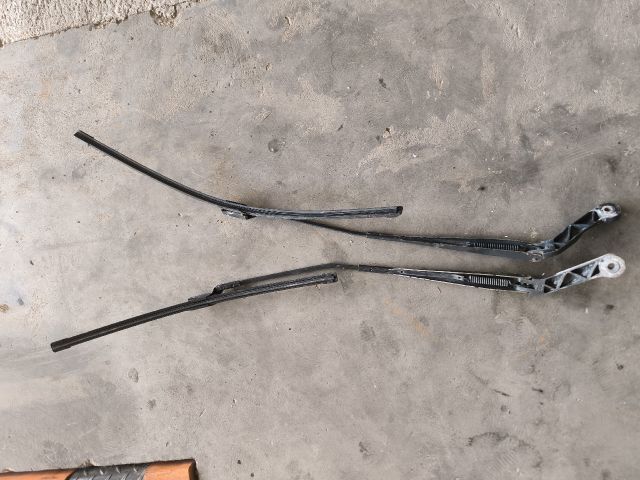 bontott FIAT DUCATO Első Ablaktörlő Kar