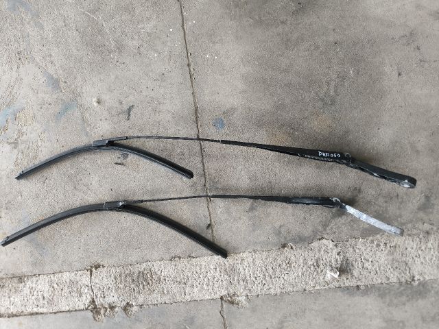 bontott FIAT DUCATO Első Ablaktörlő Kar